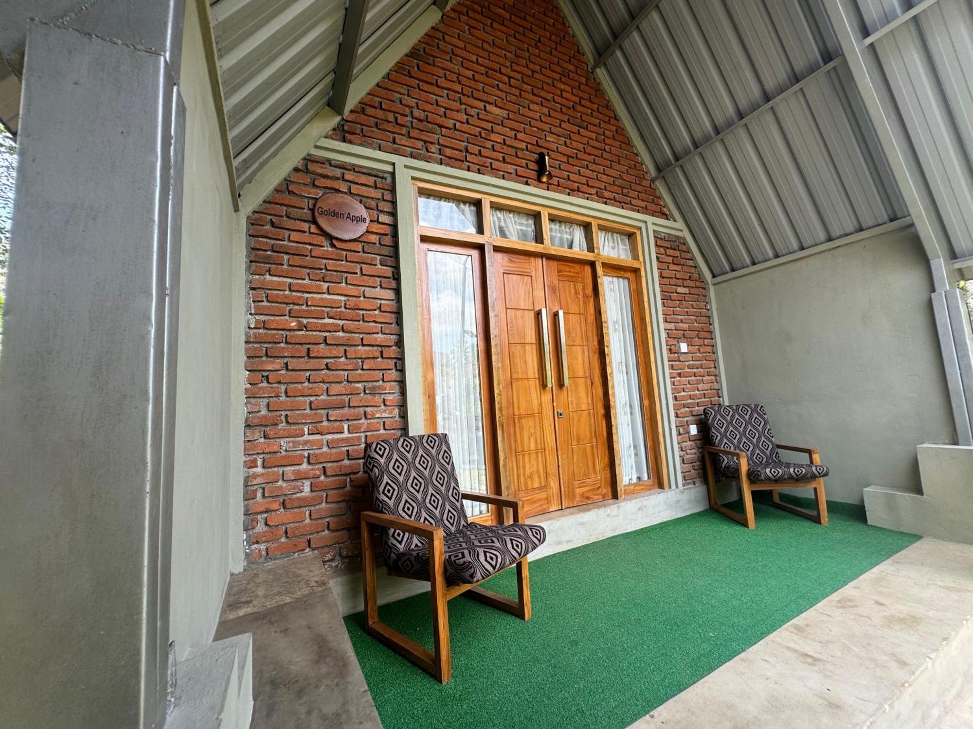 Steps Garden Resort เนกอมโบ ภายนอก รูปภาพ