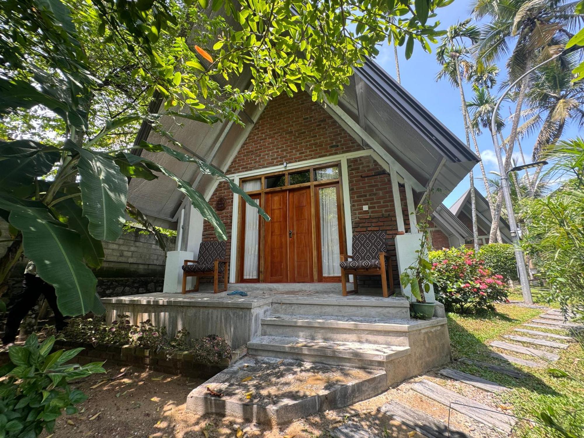 Steps Garden Resort เนกอมโบ ภายนอก รูปภาพ