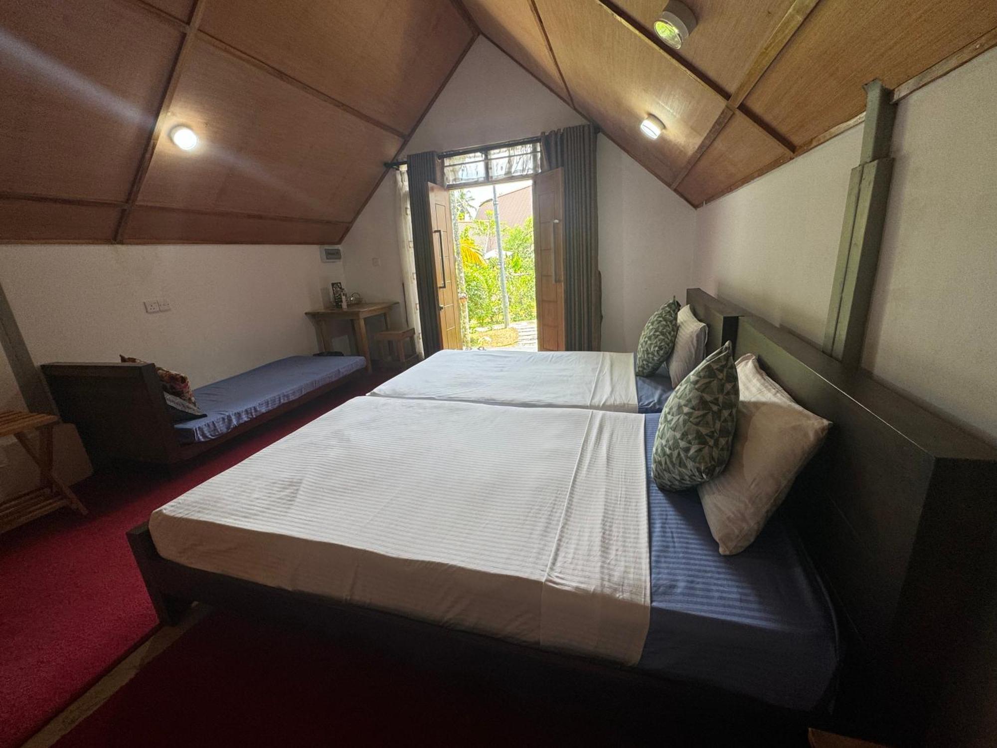Steps Garden Resort เนกอมโบ ภายนอก รูปภาพ