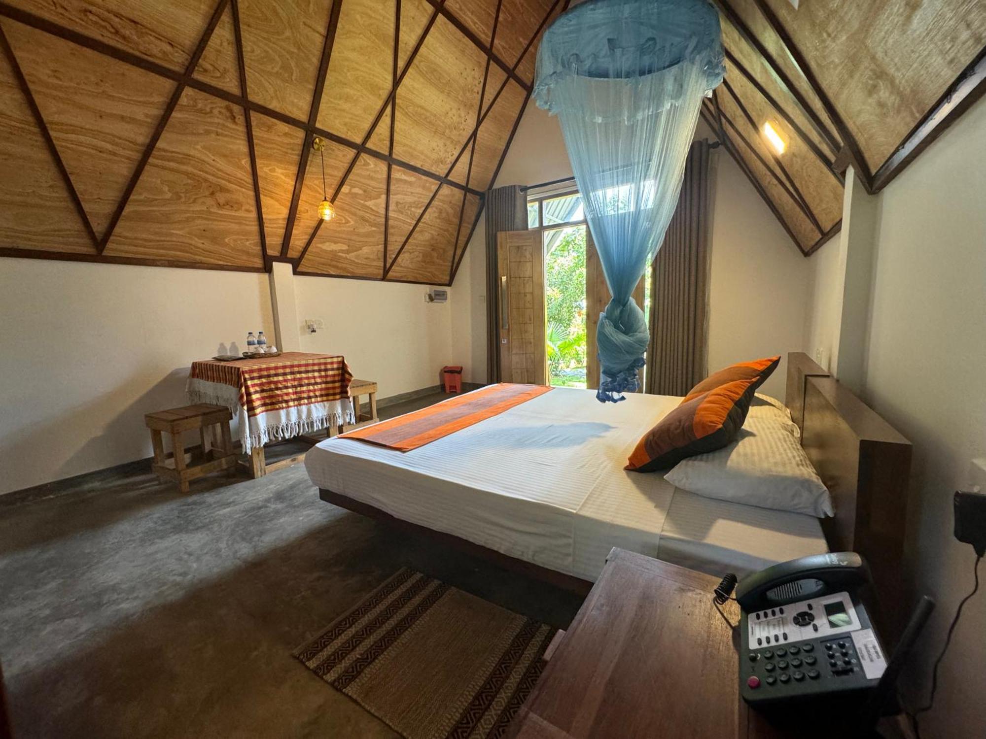 Steps Garden Resort เนกอมโบ ภายนอก รูปภาพ
