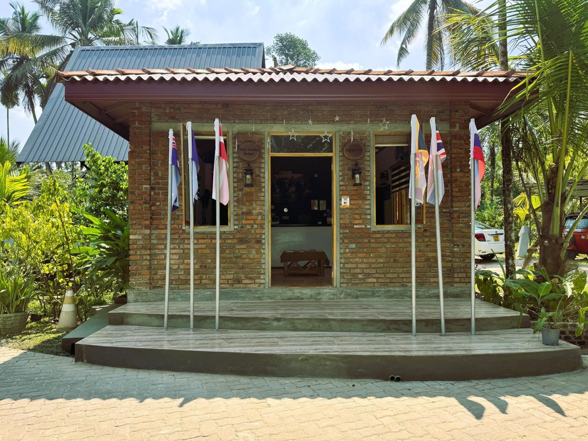 Steps Garden Resort เนกอมโบ ภายนอก รูปภาพ